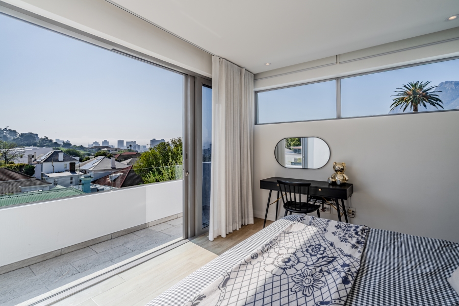 3 Bedroom Property for Sale in Tamboerskloof Western Cape